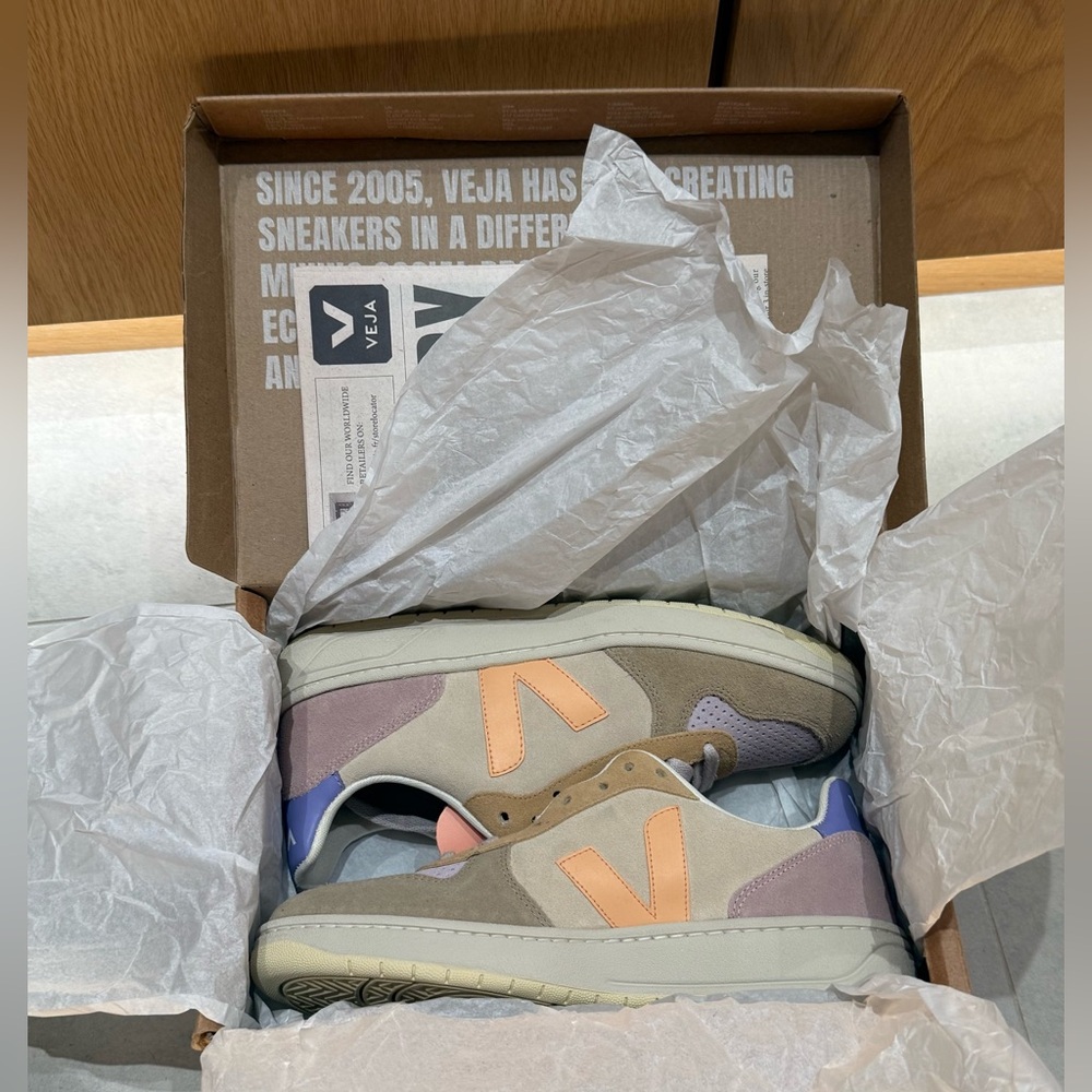 • VEJA • V-10 SUEDE MULTICO PEACH • NEW NWT - Picture 5 of 11